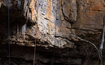 Rock climbers at the cliffs of The Canyon at Pond Creek in Tennessee